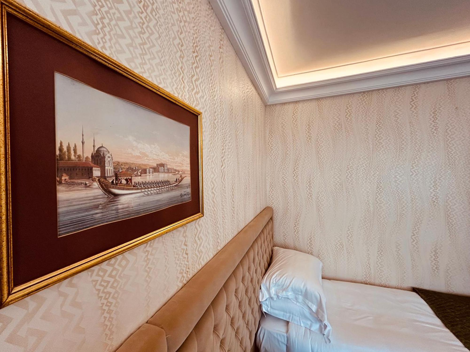 Lily Rooms Istanbul Exterior photo