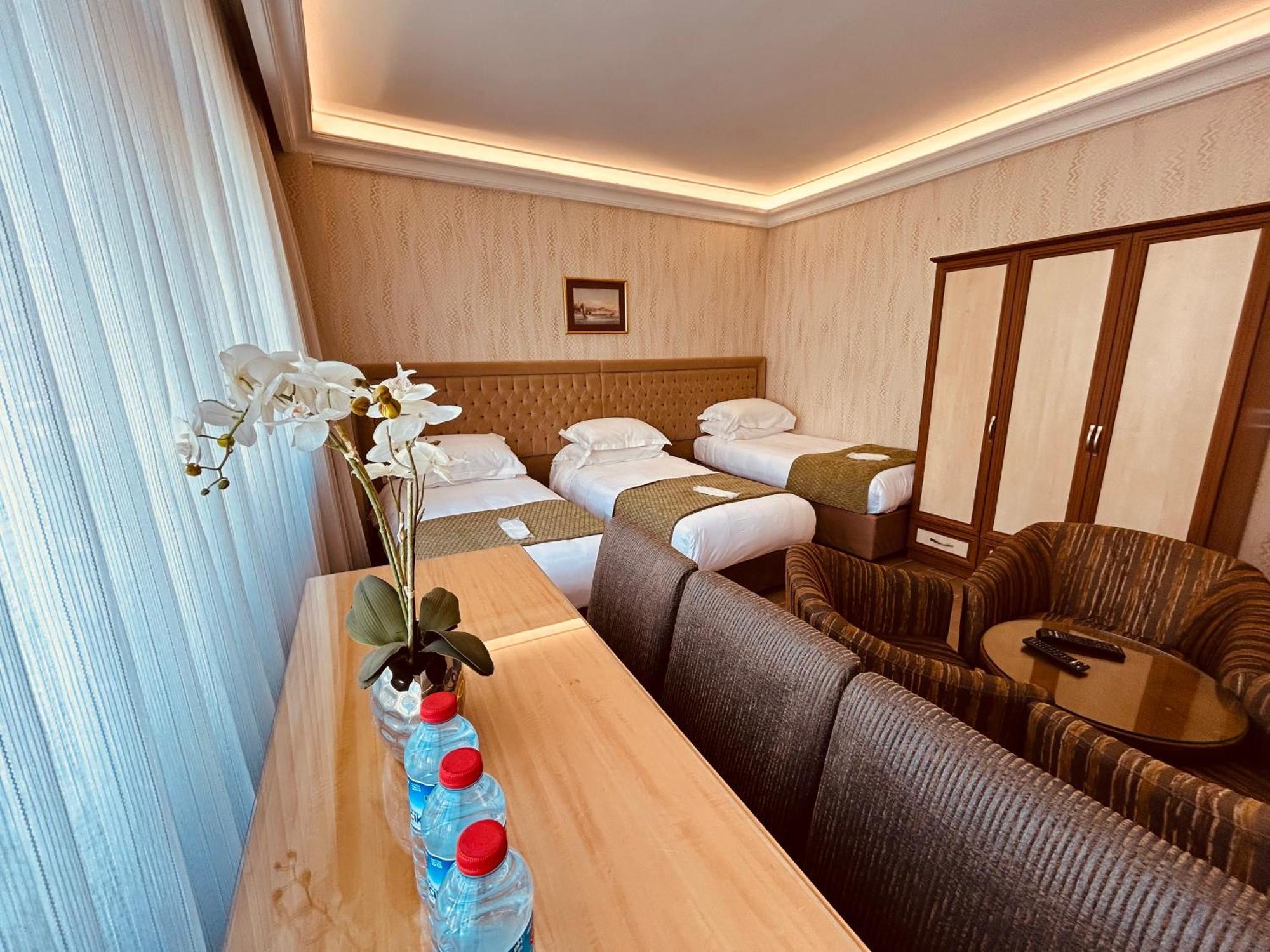 Lily Rooms Istanbul Exterior photo
