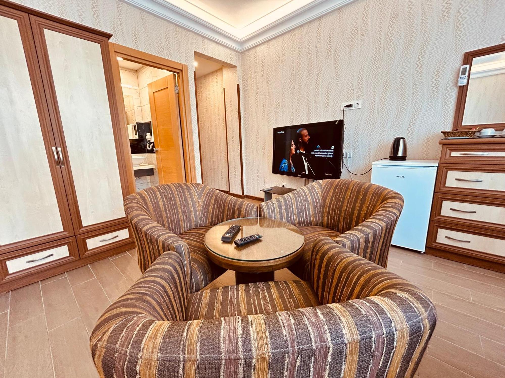 Lily Rooms Istanbul Exterior photo