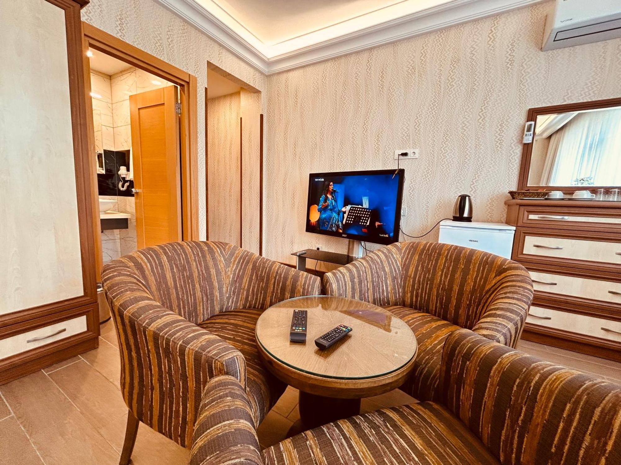 Lily Rooms Istanbul Exterior photo