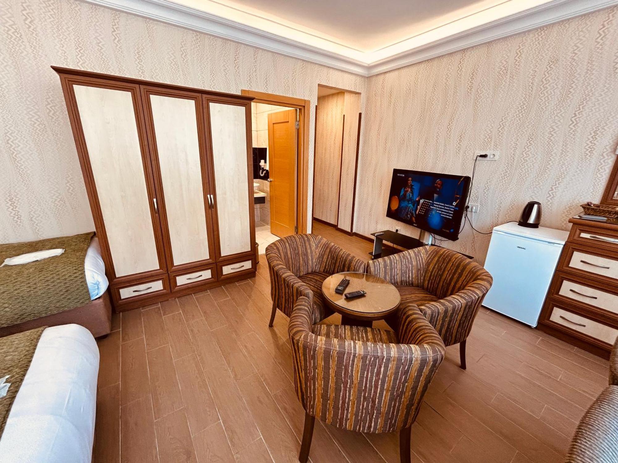Lily Rooms Istanbul Exterior photo