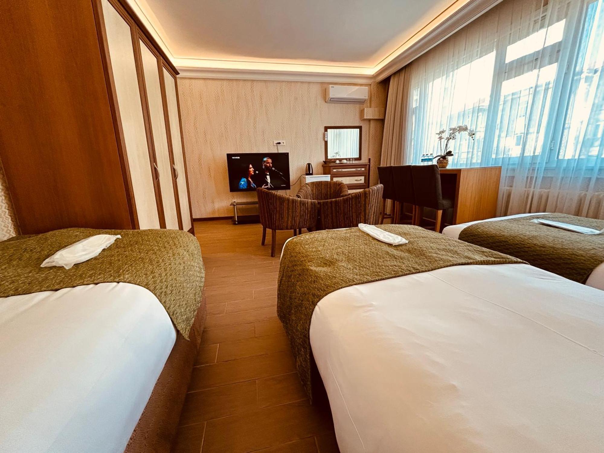 Lily Rooms Istanbul Exterior photo