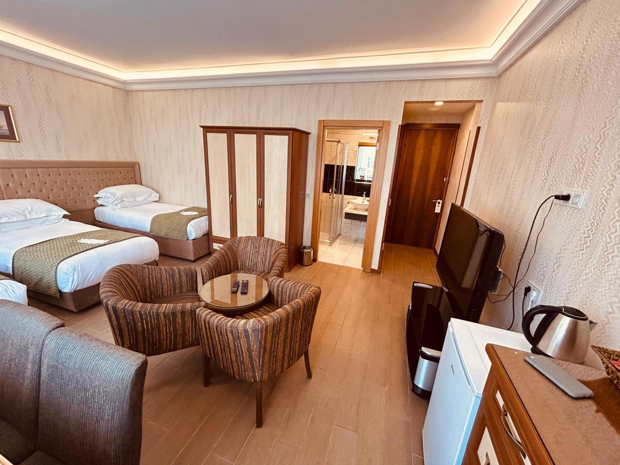 Lily Rooms Istanbul Exterior photo