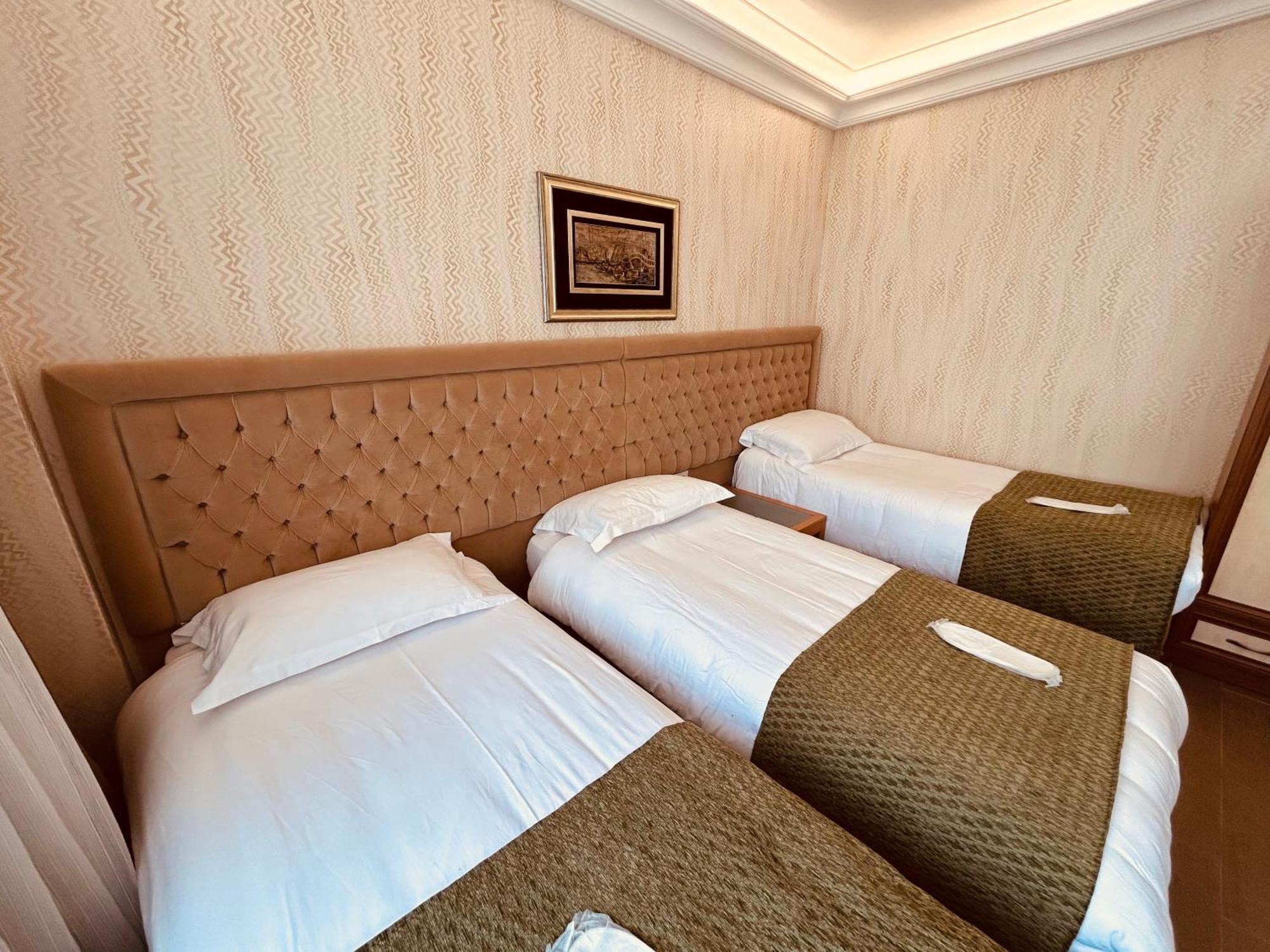 Lily Rooms Istanbul Exterior photo