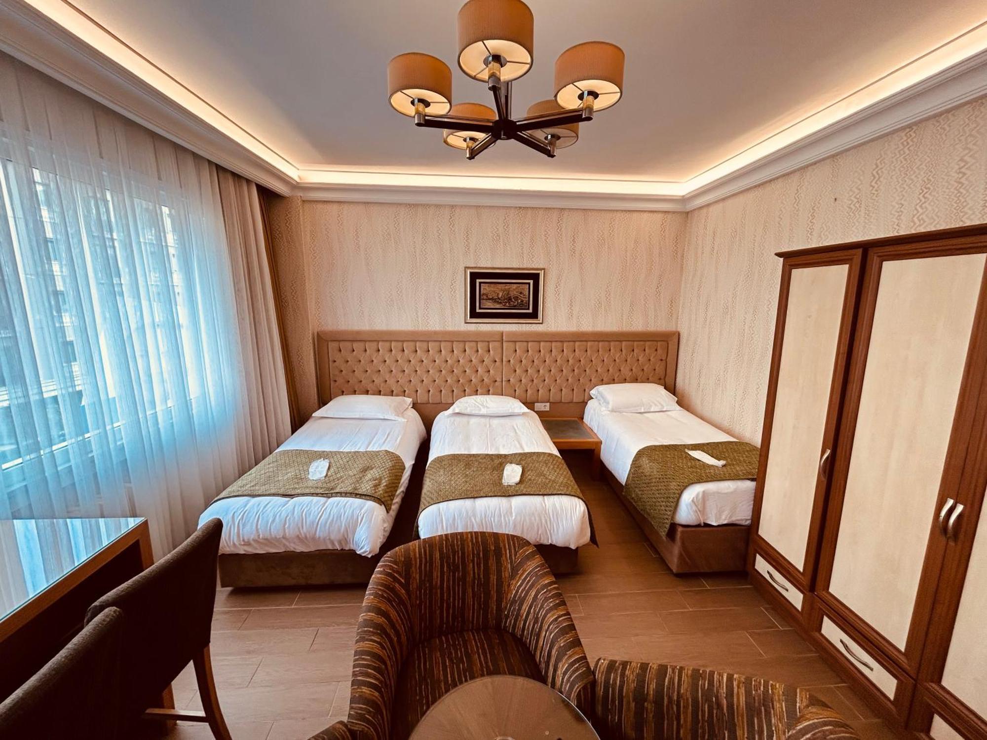 Lily Rooms Istanbul Exterior photo