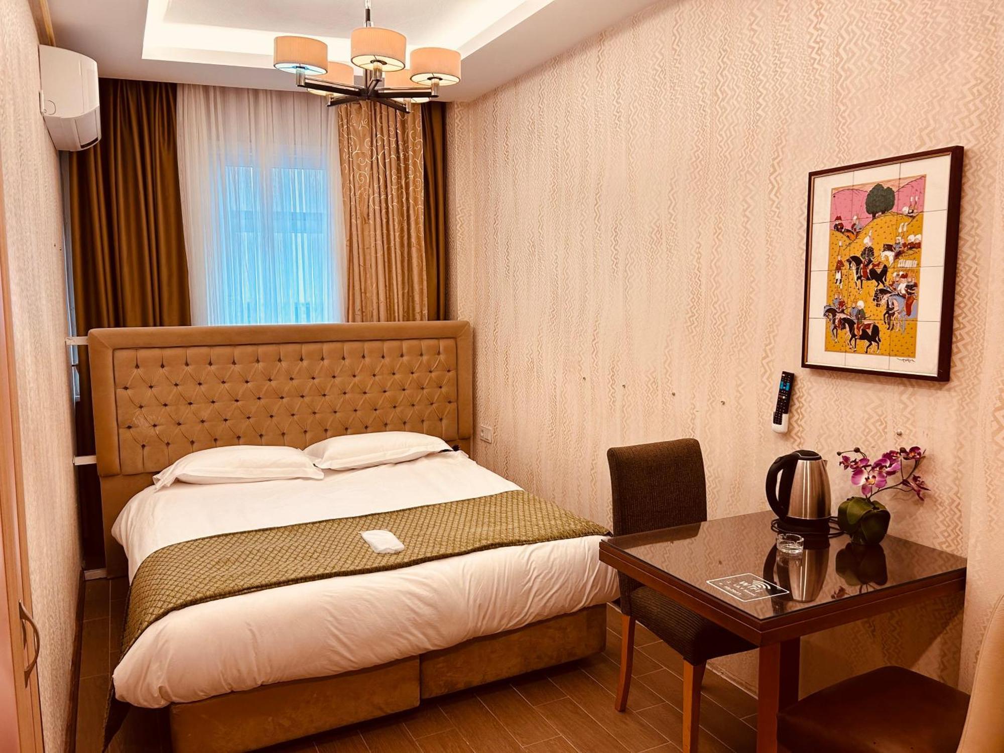 Lily Rooms Istanbul Exterior photo